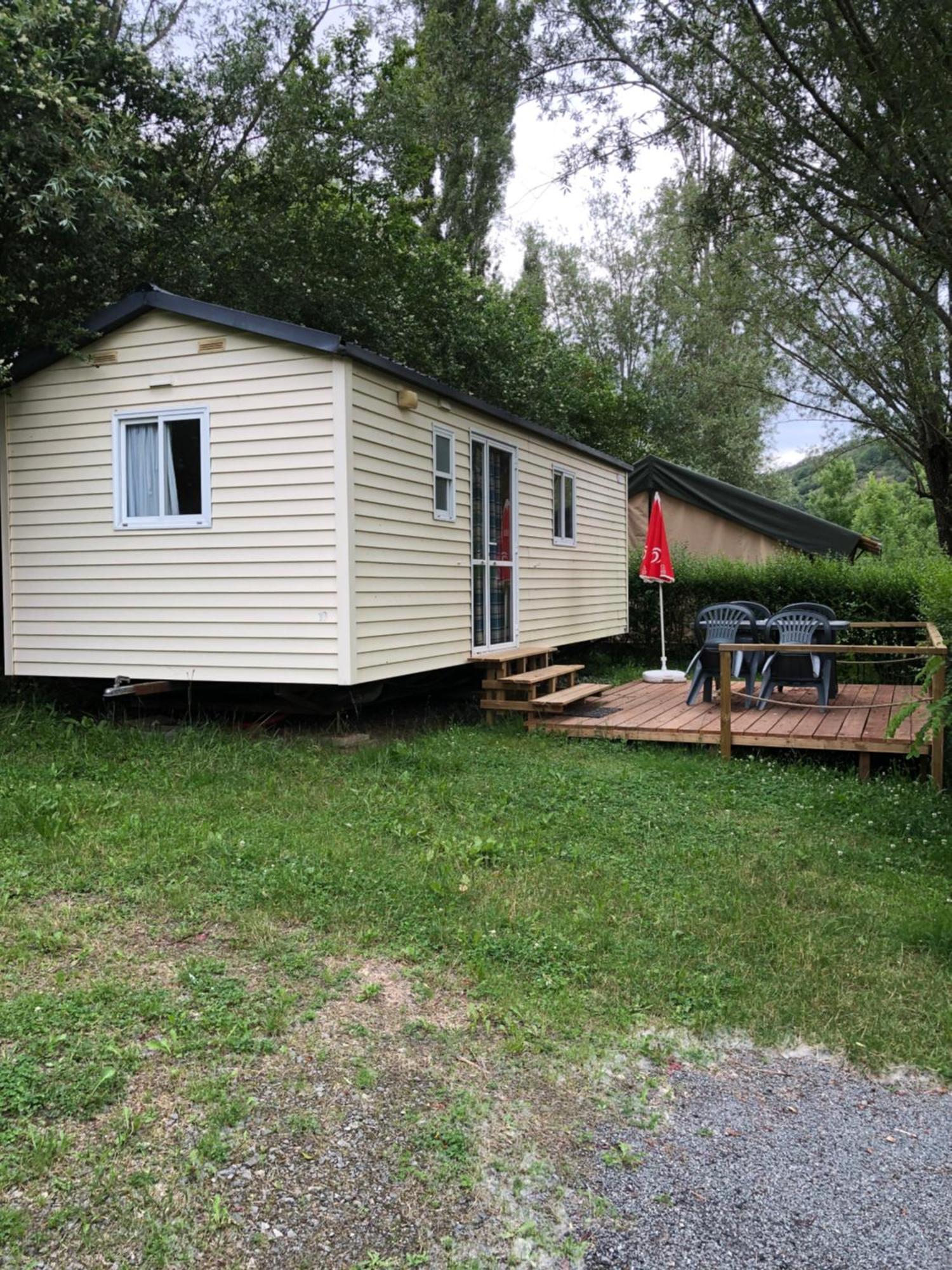 Camping Du Pont De St Gal Saint-Gal-sur-Sioule Dış mekan fotoğraf