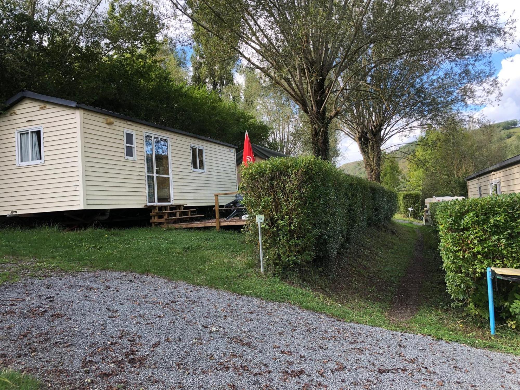 Camping Du Pont De St Gal Saint-Gal-sur-Sioule Dış mekan fotoğraf