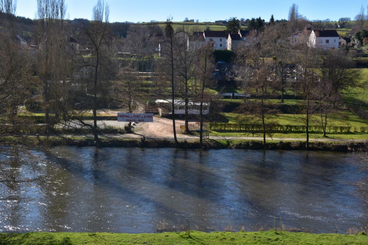 Camping Du Pont De St Gal Saint-Gal-sur-Sioule Dış mekan fotoğraf